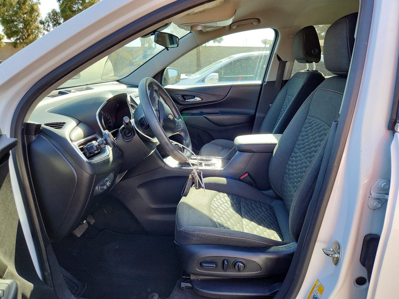 2019 CHEVROLET EQUINOX LT photo 7