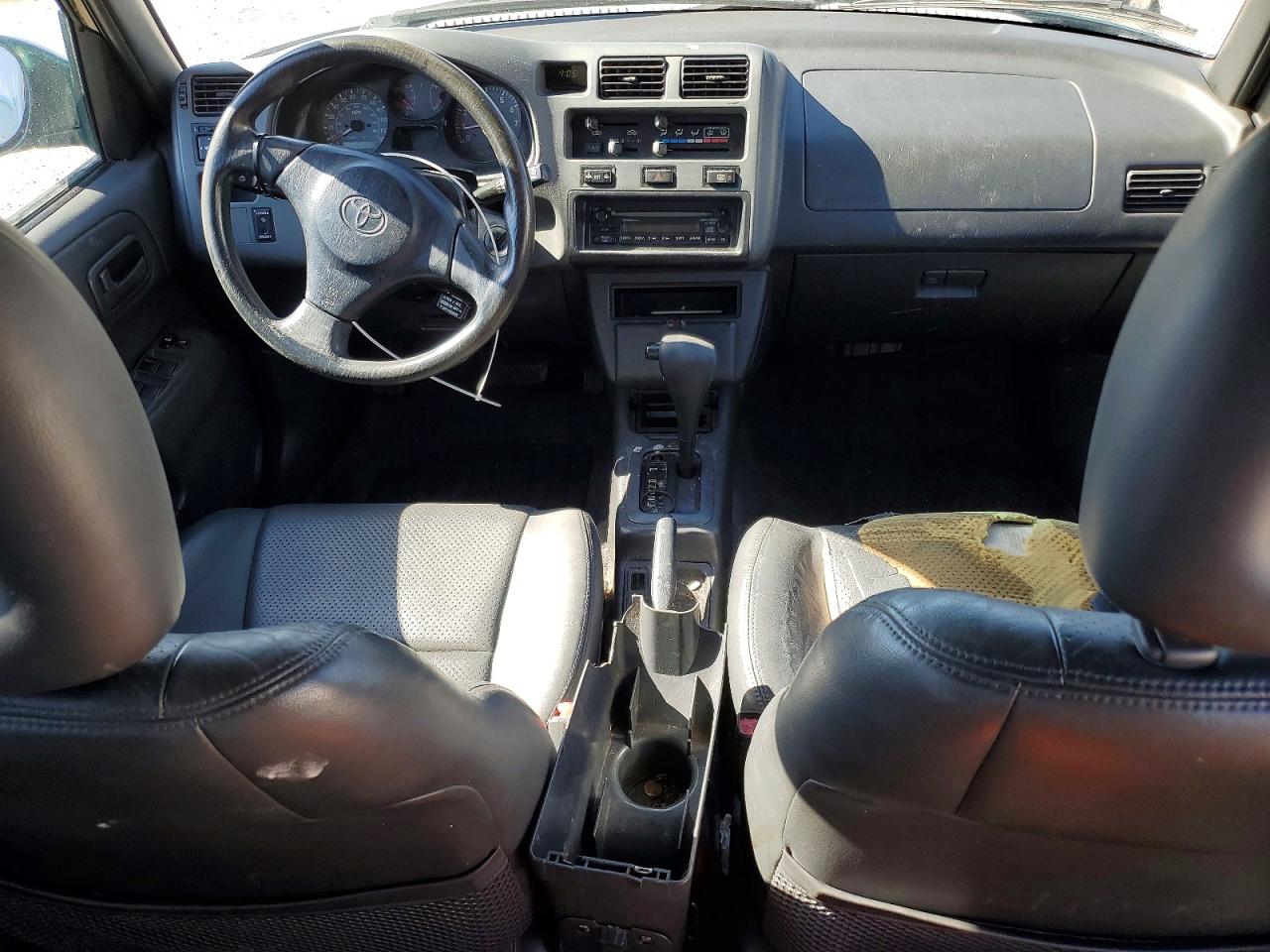 2000 TOYOTA RAV4 BASE photo 15