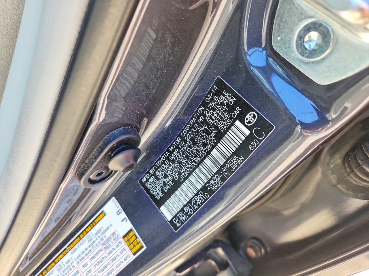 2014 TOYOTA PRIUS THREE photo 23