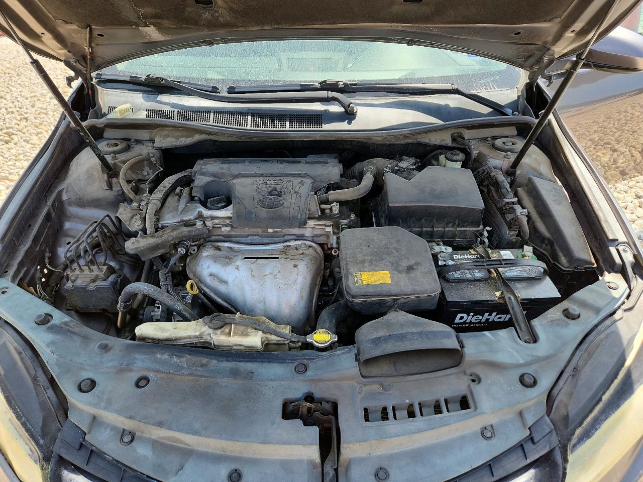 2015 TOYOTA CAMRY SE photo 21