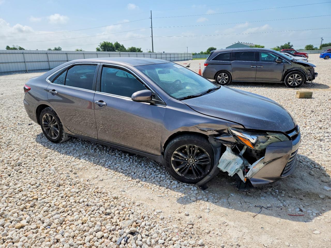 2015 TOYOTA CAMRY SE photo 7