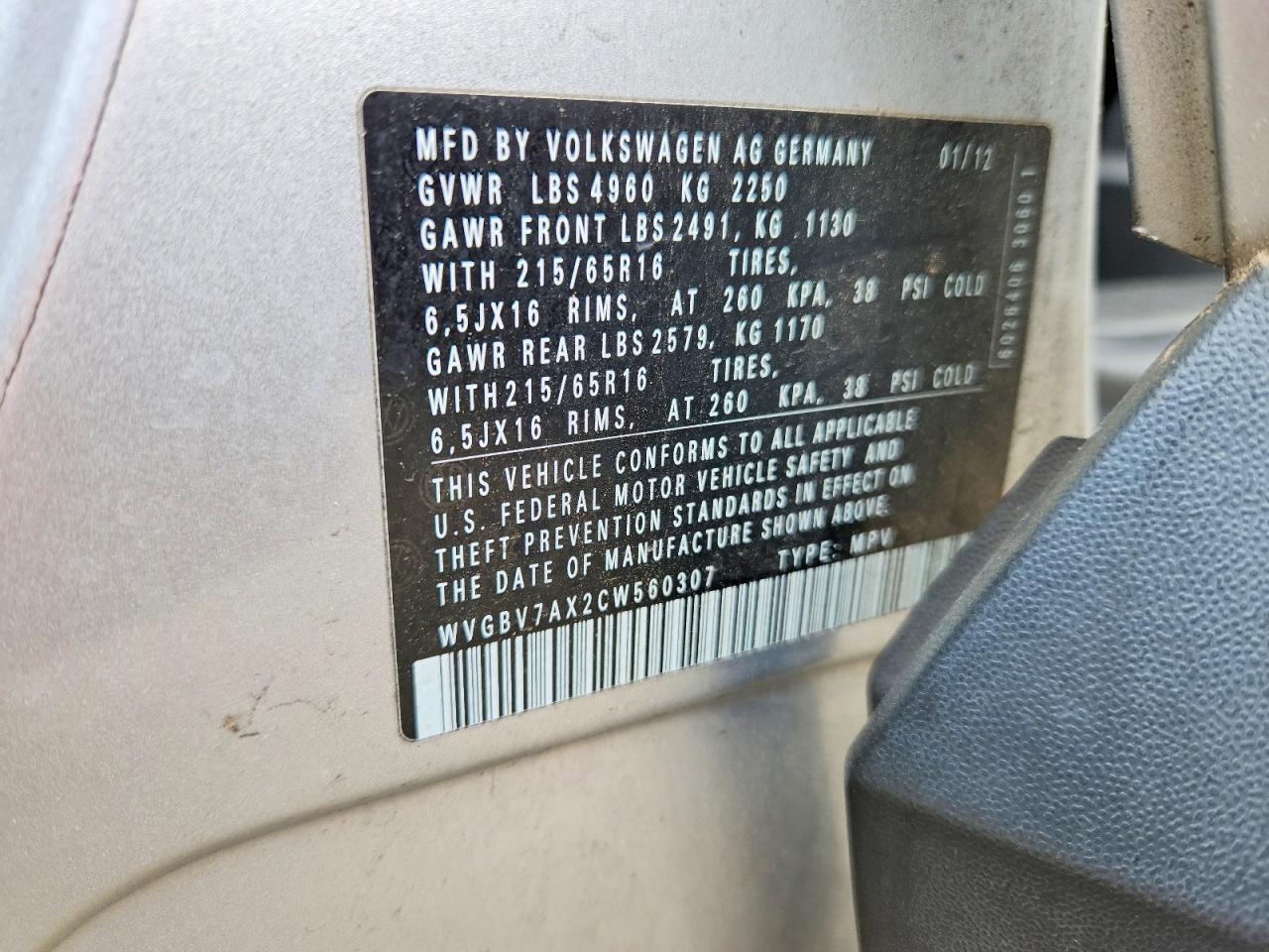 2012 VOLKSWAGEN TIGUAN S photo 25