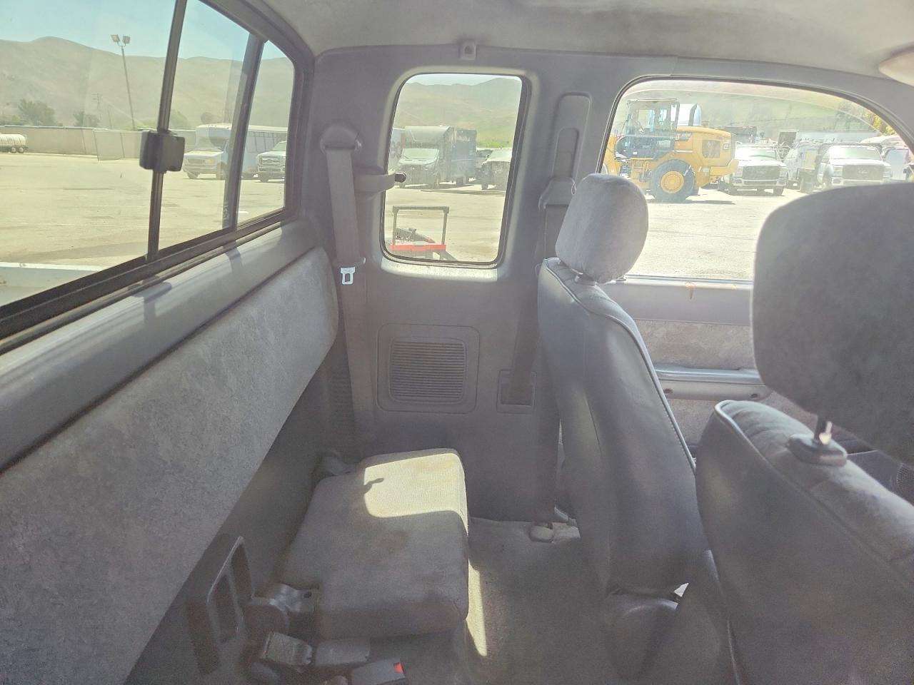 2000 TOYOTA TACOMA XTRACAB photo 10