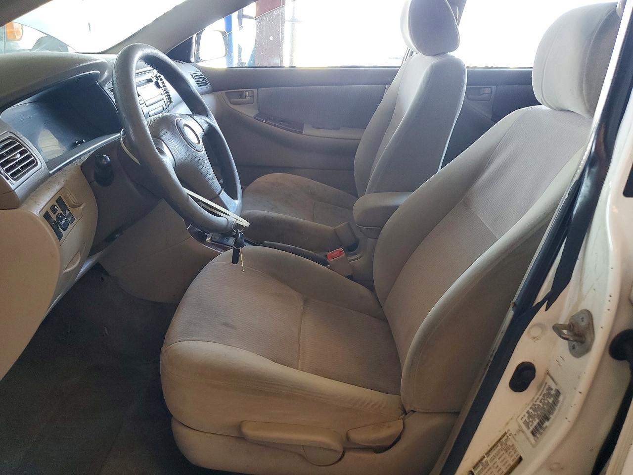 2006 TOYOTA COROLLA LE photo 7