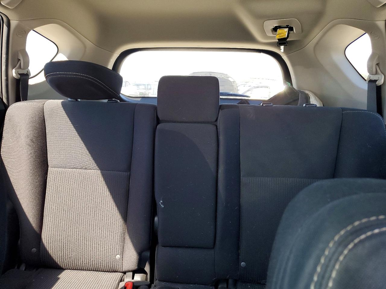 2015 TOYOTA RAV4 XLE photo 19