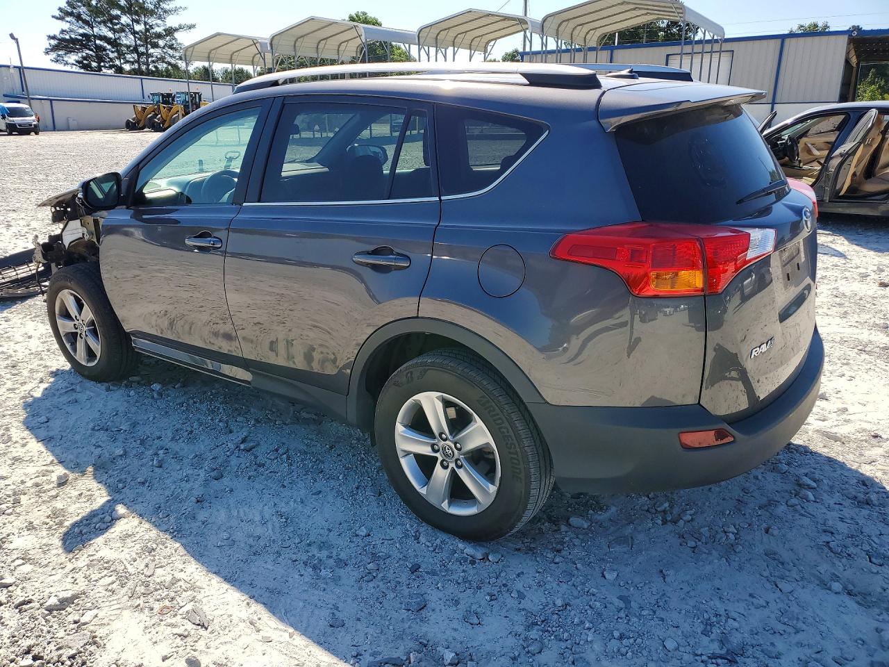 2015 TOYOTA RAV4 XLE photo 3