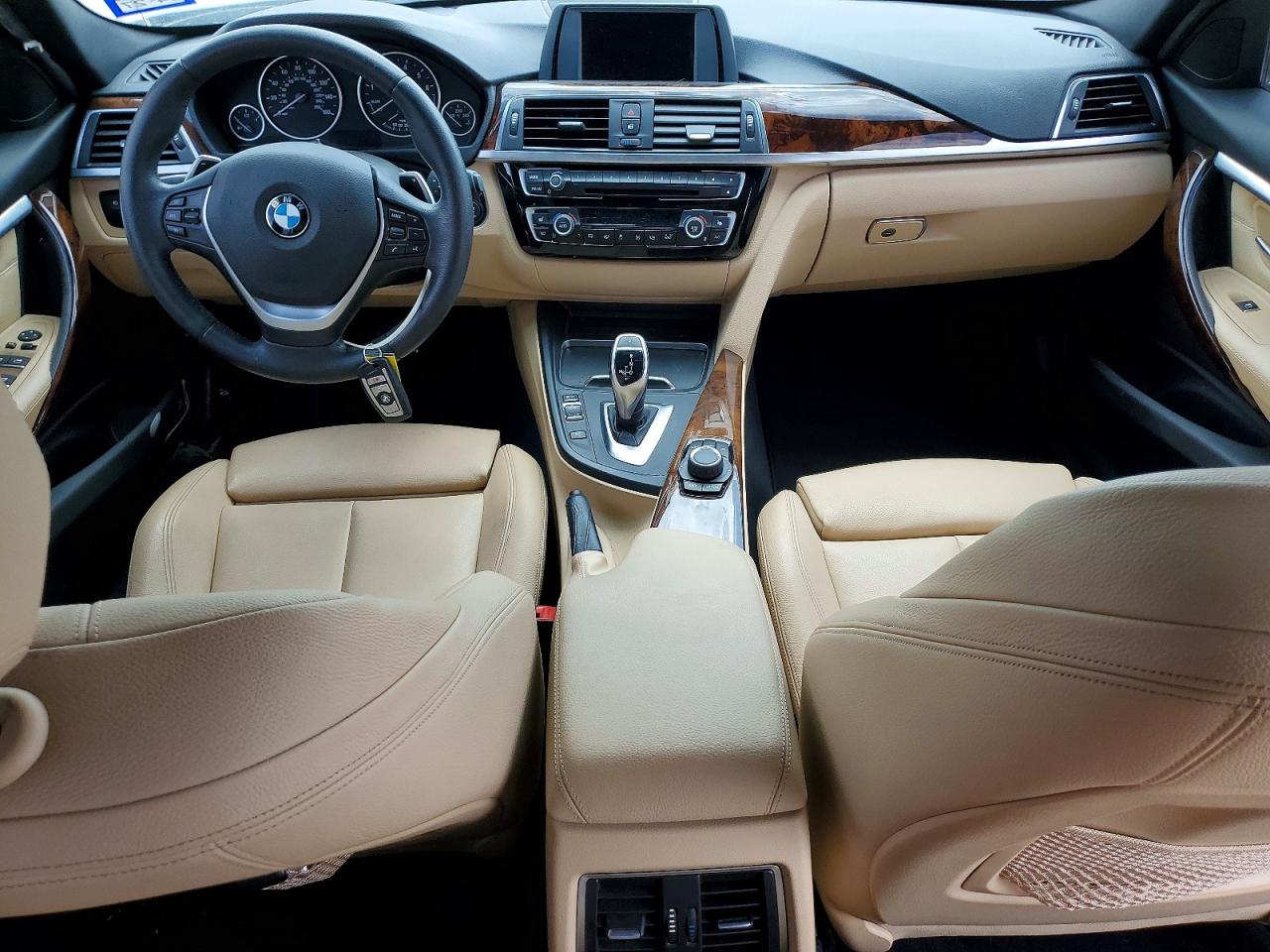 2017 BMW 330 I photo 22