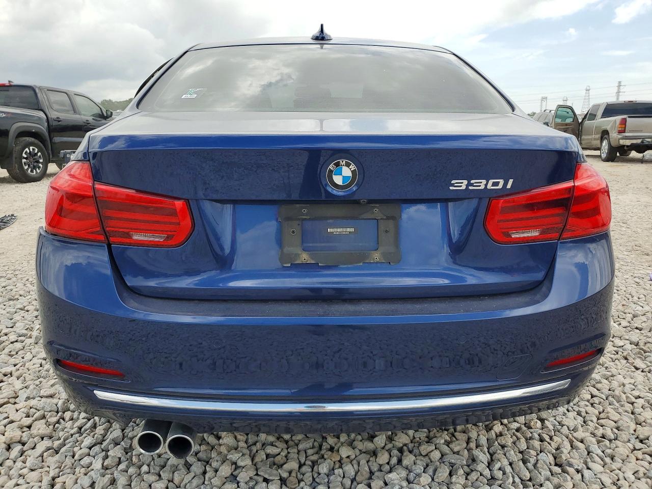 2017 BMW 330 I photo 16