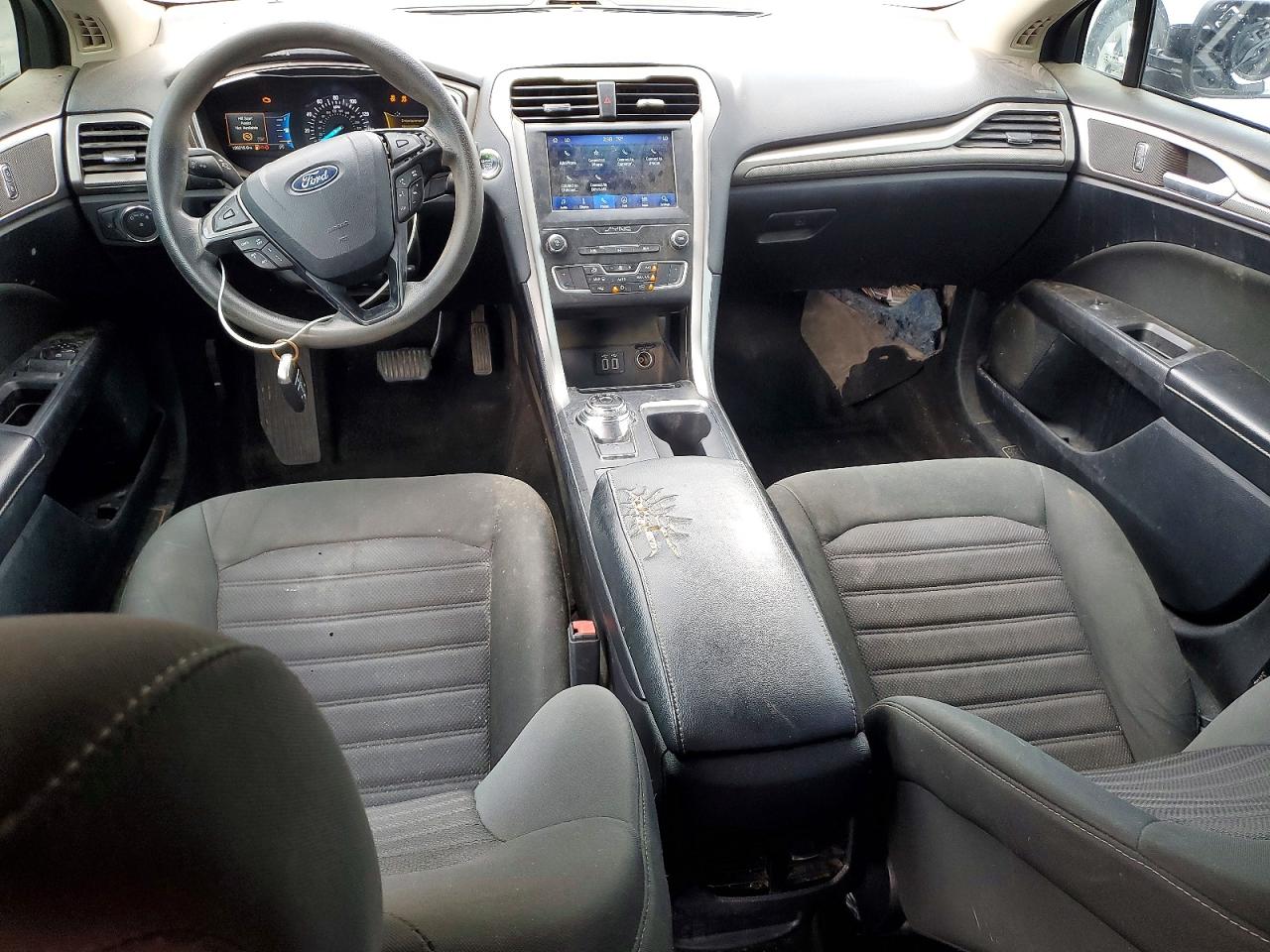2020 FORD FUSION SE photo 15