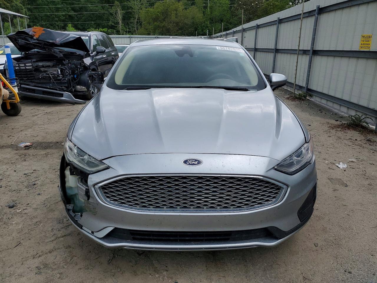 2020 FORD FUSION SE photo 9
