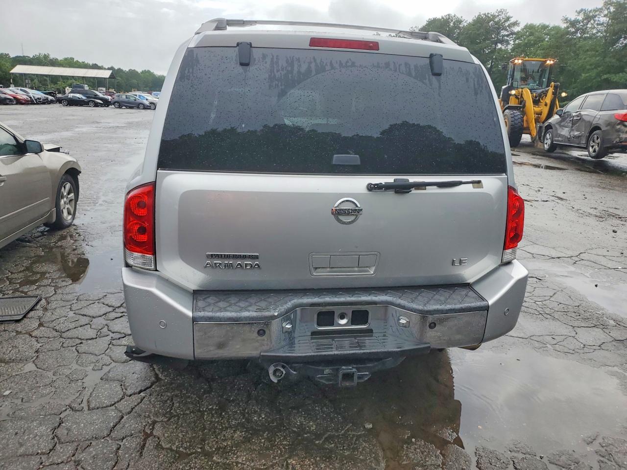 2004 NISSAN ARMADA SE photo 11
