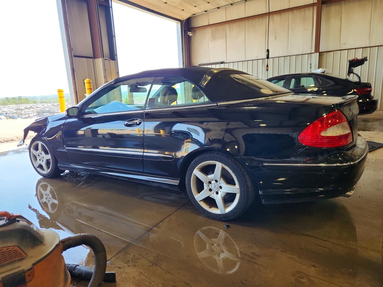 2009 MERCEDES-BENZ CLK 350 photo 4