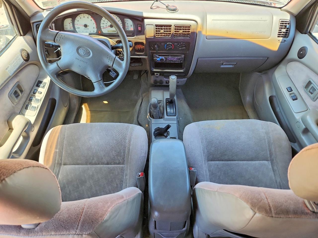 2002 TOYOTA TACOMA DOUBLE CAB photo 15