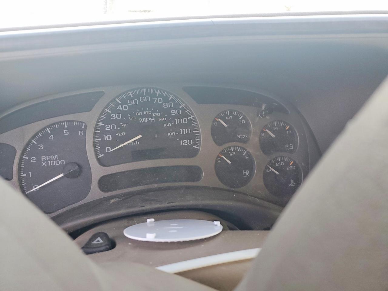 2003 GMC YUKON XL DENALI photo 17