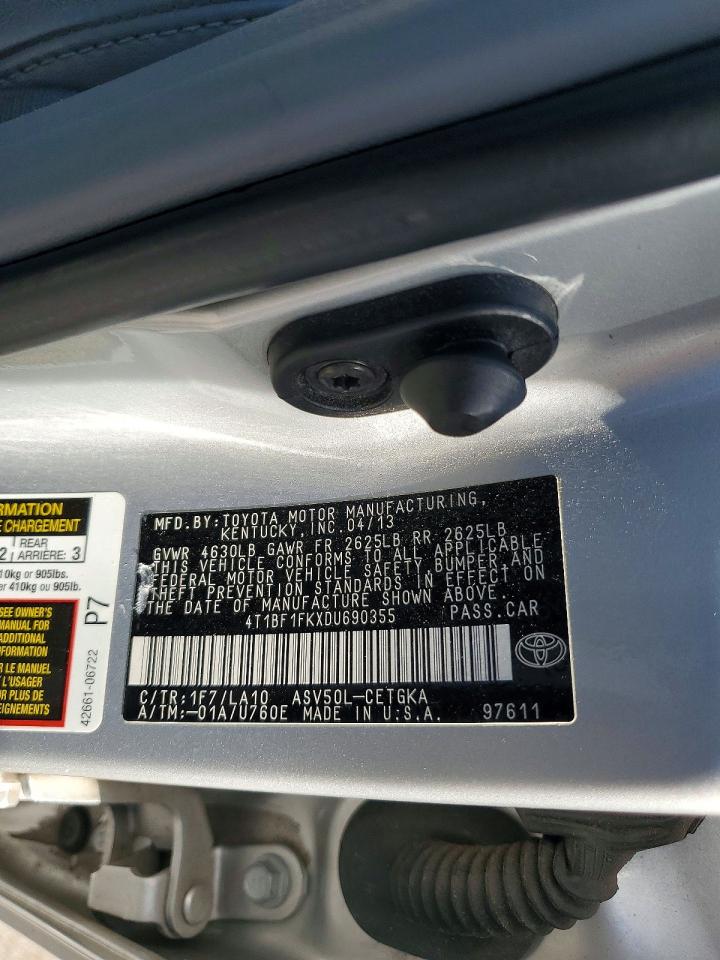 2013 TOYOTA CAMRY XLE photo 13
