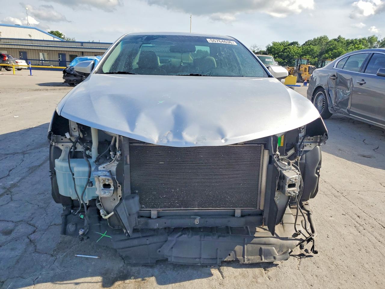 2013 TOYOTA CAMRY XLE photo 5