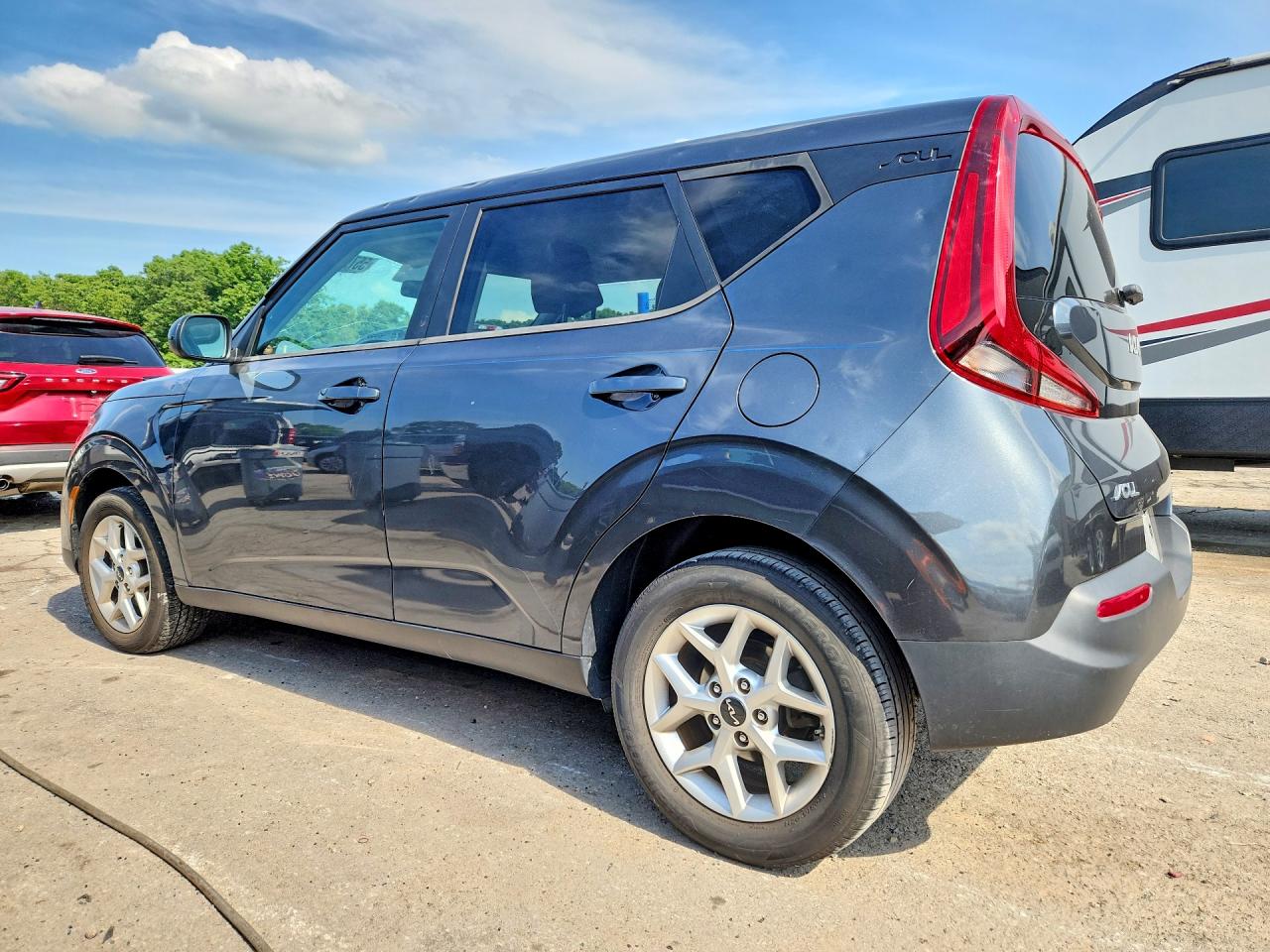 2022 KIA SOUL LX photo 3