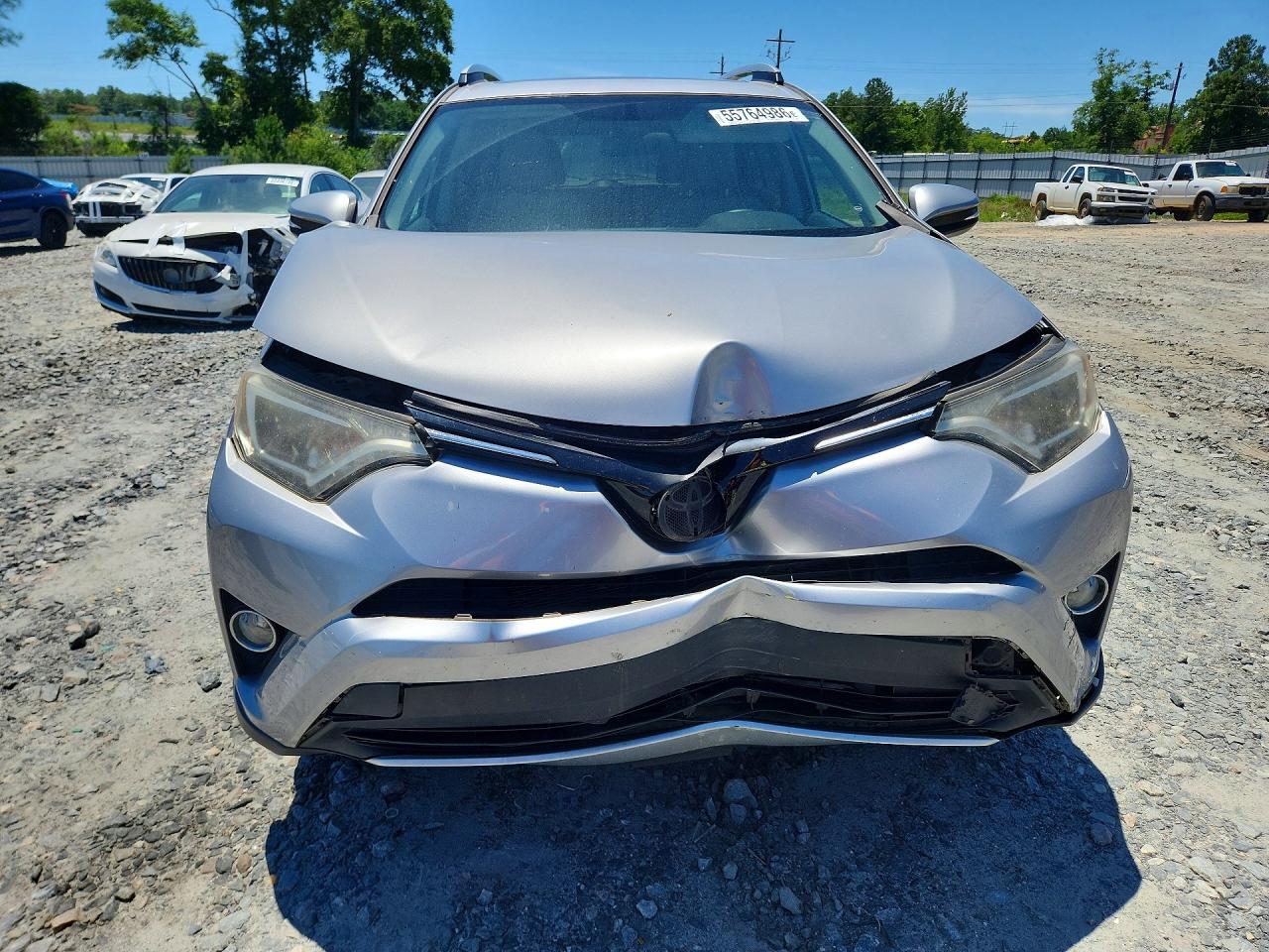 2016 TOYOTA RAV4 XLE photo 9
