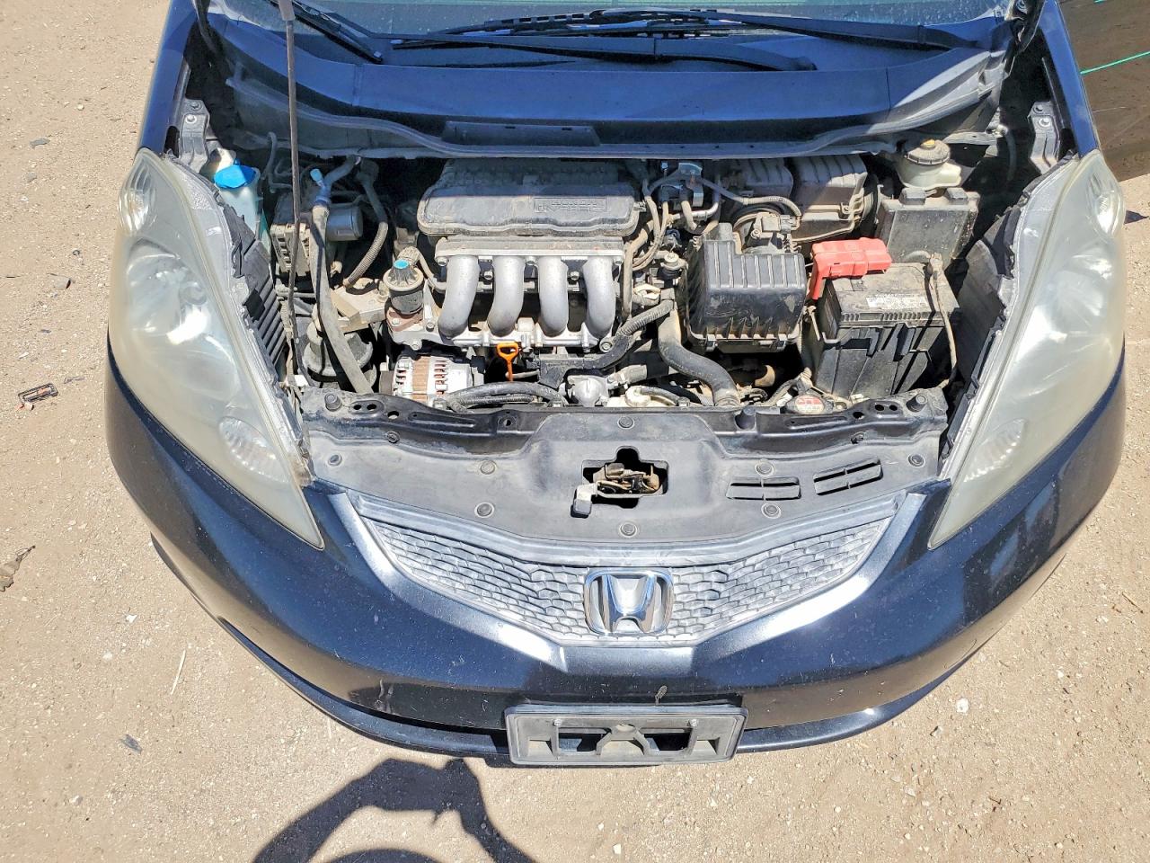 2011 HONDA FIT photo 11