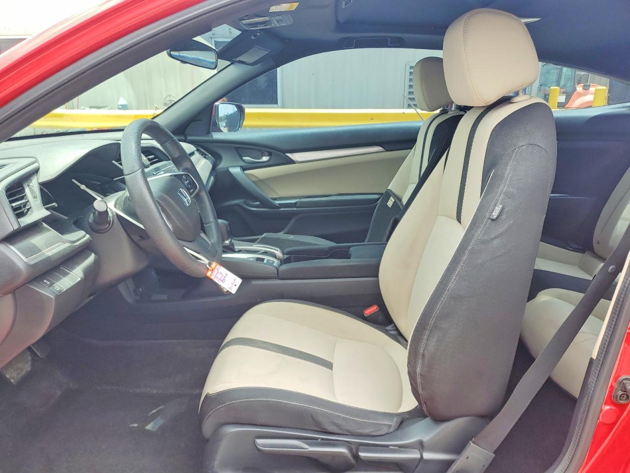 2016 HONDA CIVIC LX photo 19