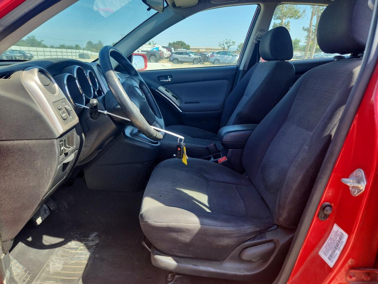 2003 TOYOTA COROLLA MATRIX XR photo 19