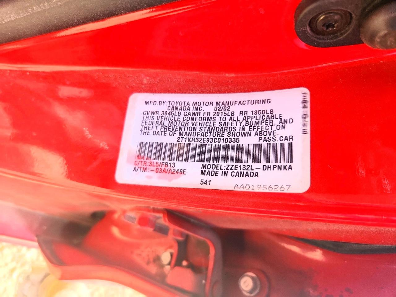 2003 TOYOTA COROLLA MATRIX XR photo 34