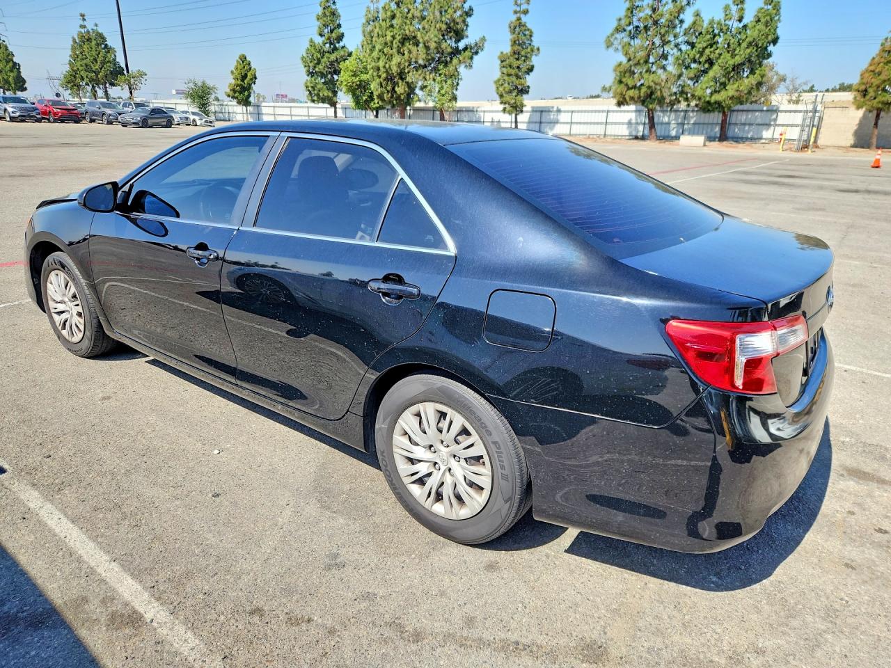 2012 TOYOTA CAMRY L photo 3