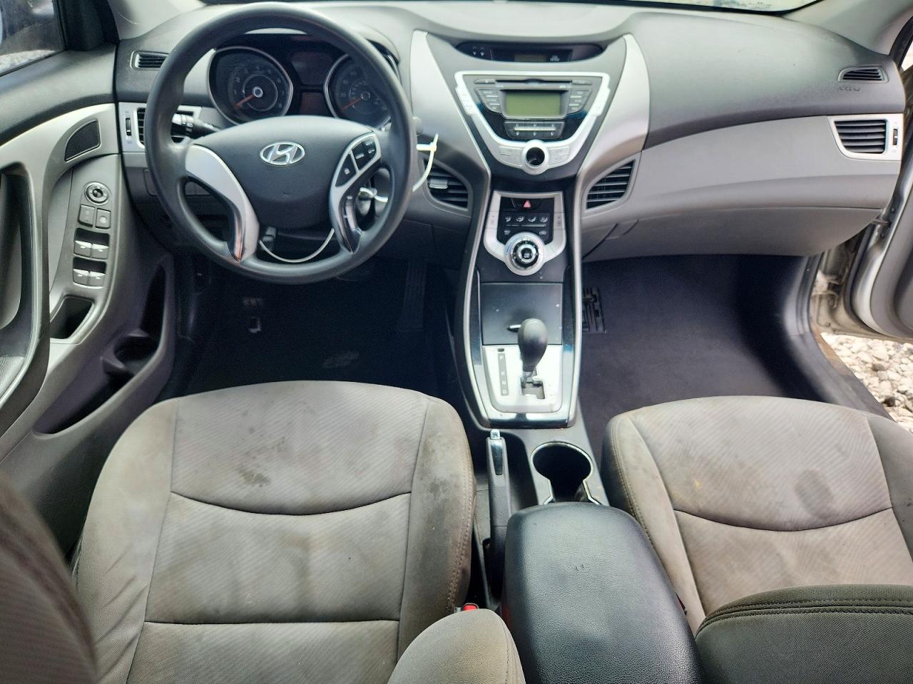 2012 HYUNDAI ELANTRA GLS photo 15