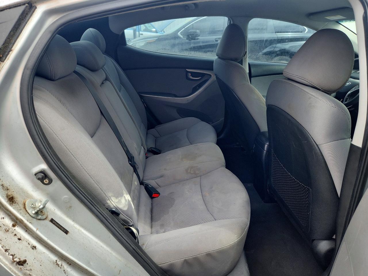 2012 HYUNDAI ELANTRA GLS photo 19