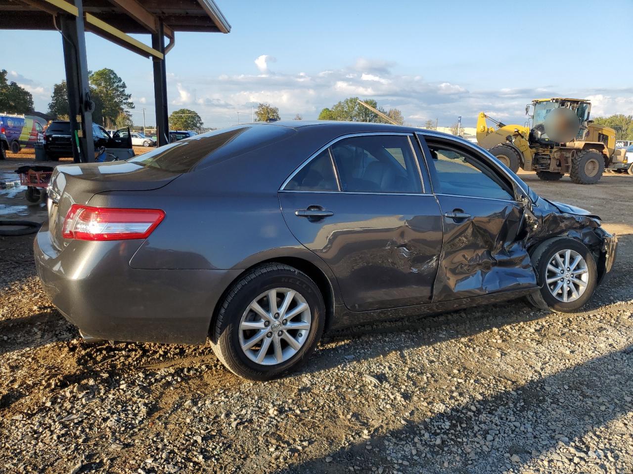 2011 TOYOTA CAMRY BASE photo 7
