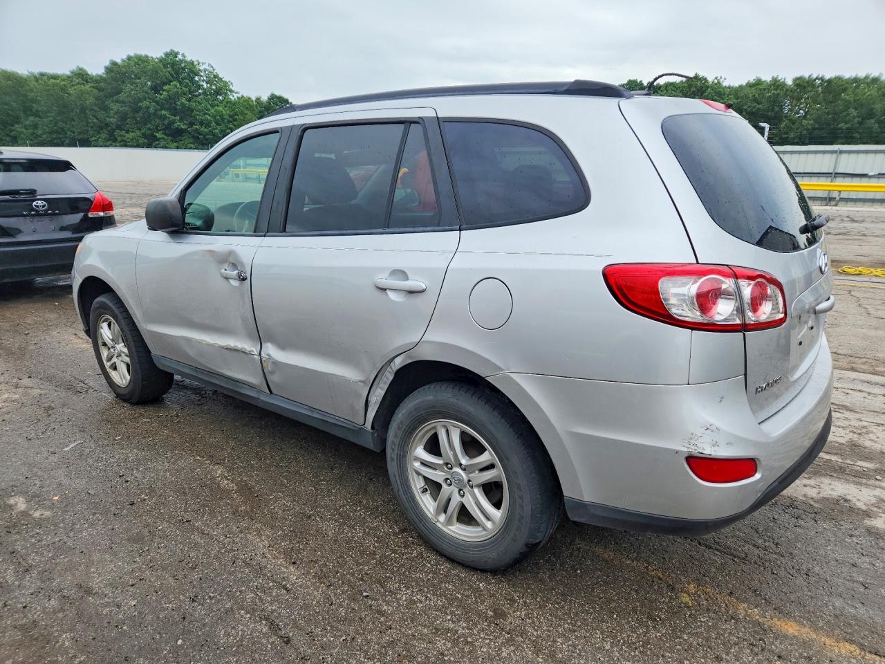 2011 HYUNDAI SANTA FE GLS photo 3