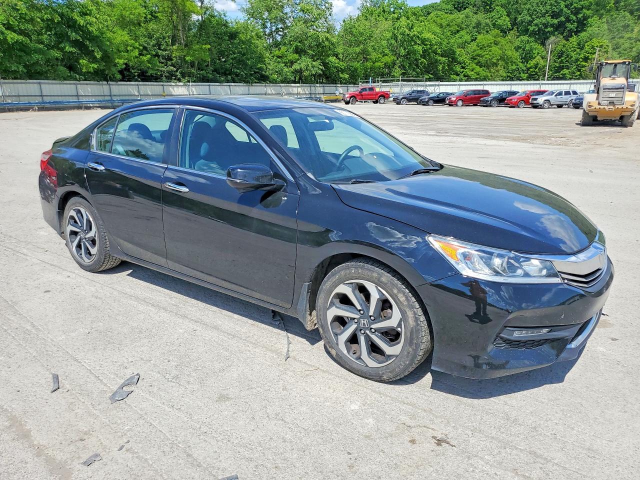 2017 HONDA ACCORD EX photo 7