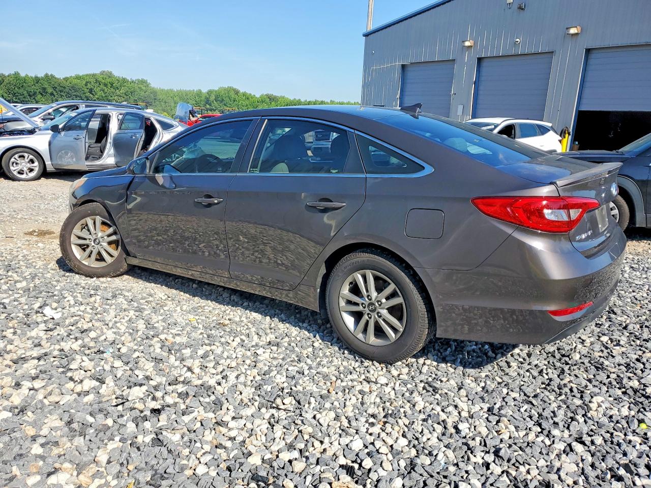 2016 HYUNDAI SONATA SE photo 4
