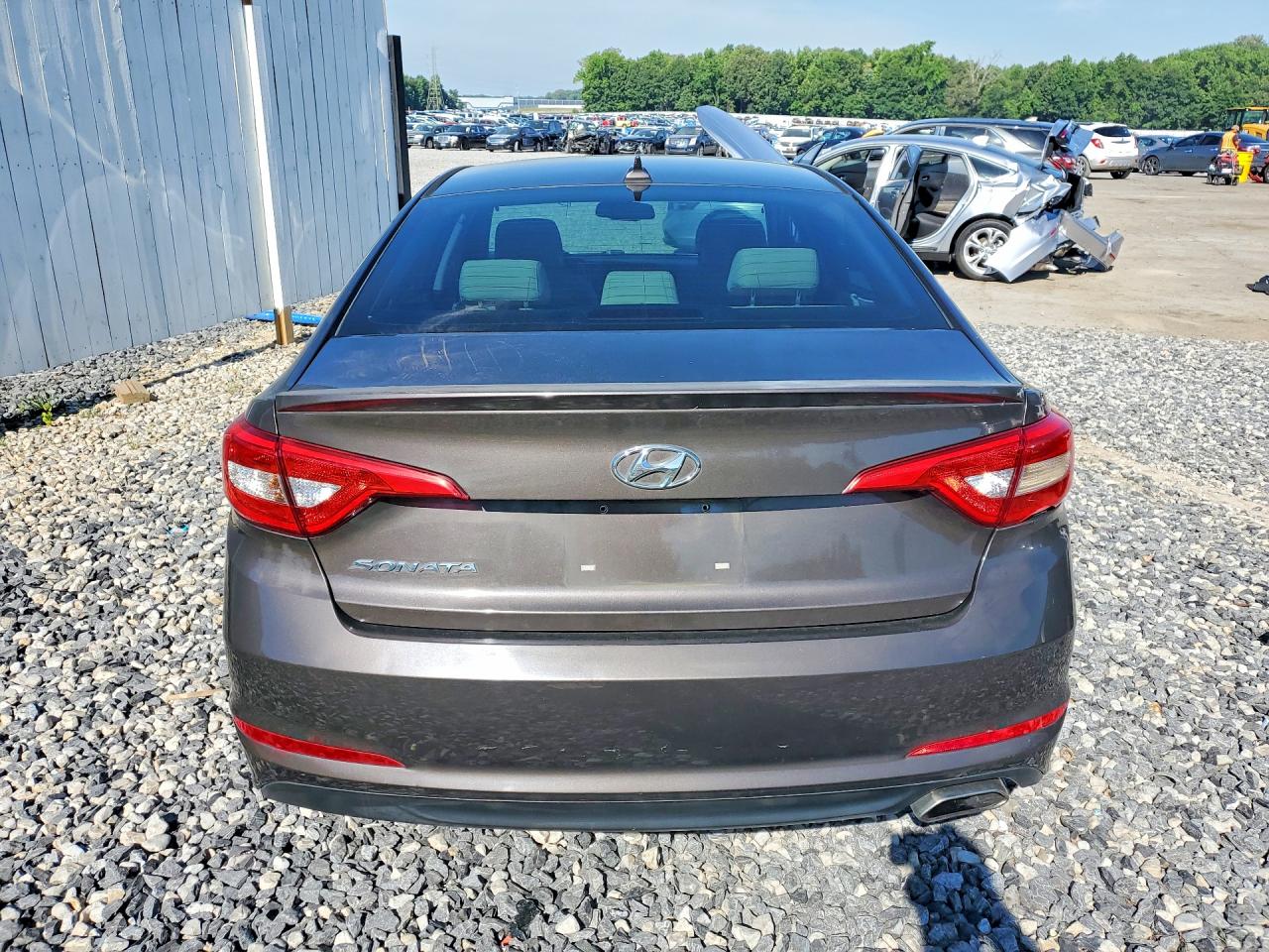 2016 HYUNDAI SONATA SE photo 16