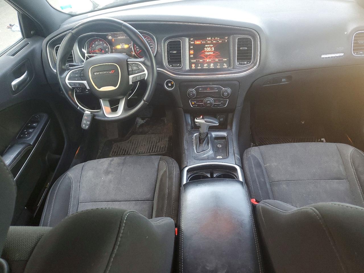 2015 DODGE CHARGER SXT photo 22