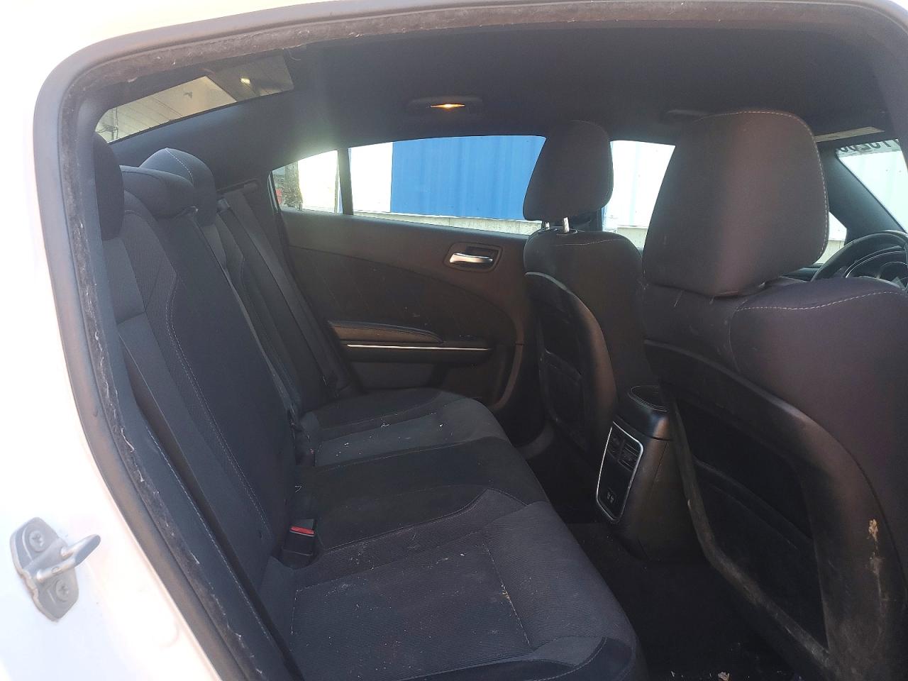 2015 DODGE CHARGER SXT photo 28