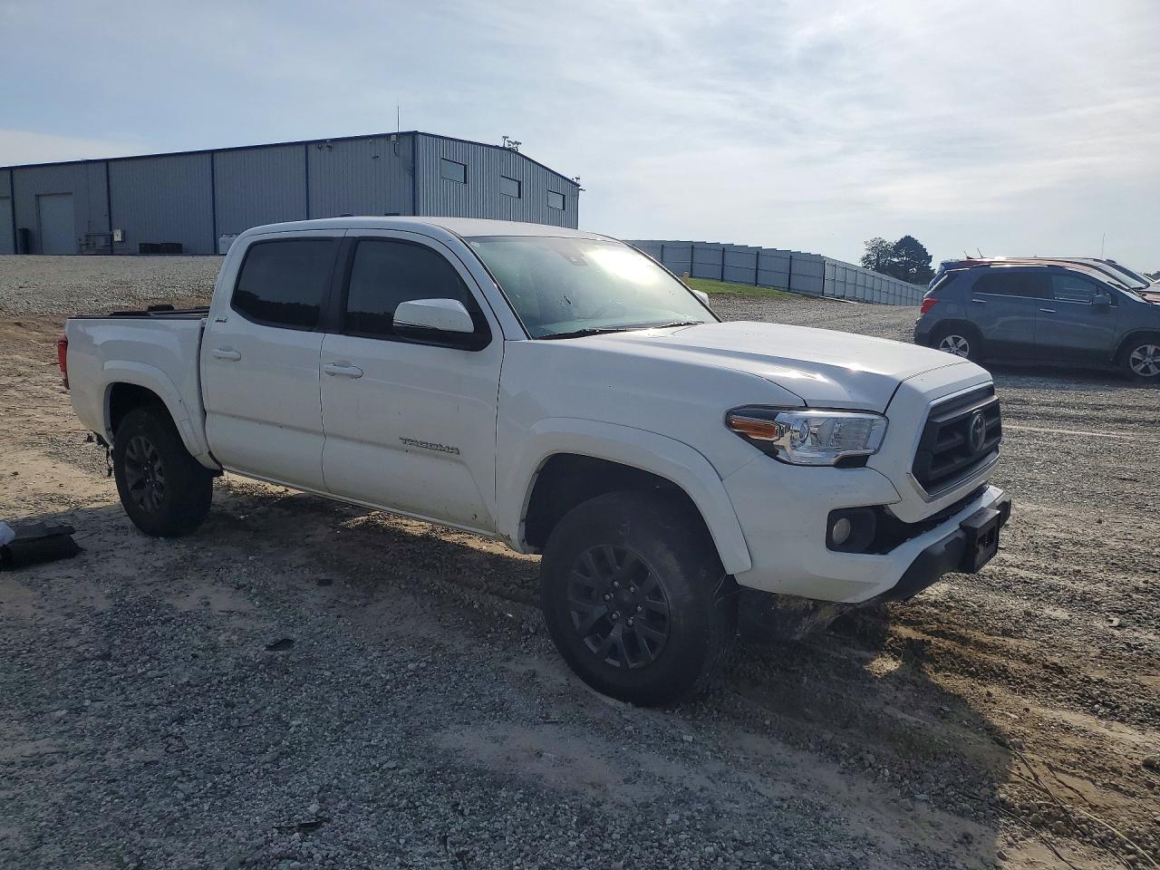 2022 TOYOTA TACOMA SR5 V6 photo 10