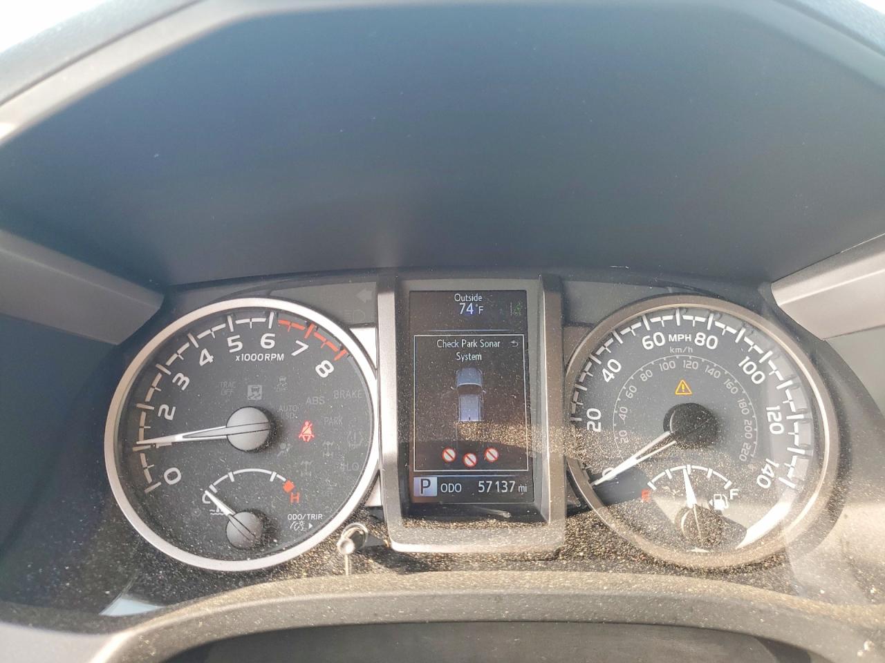2022 TOYOTA TACOMA SR5 V6 photo 25