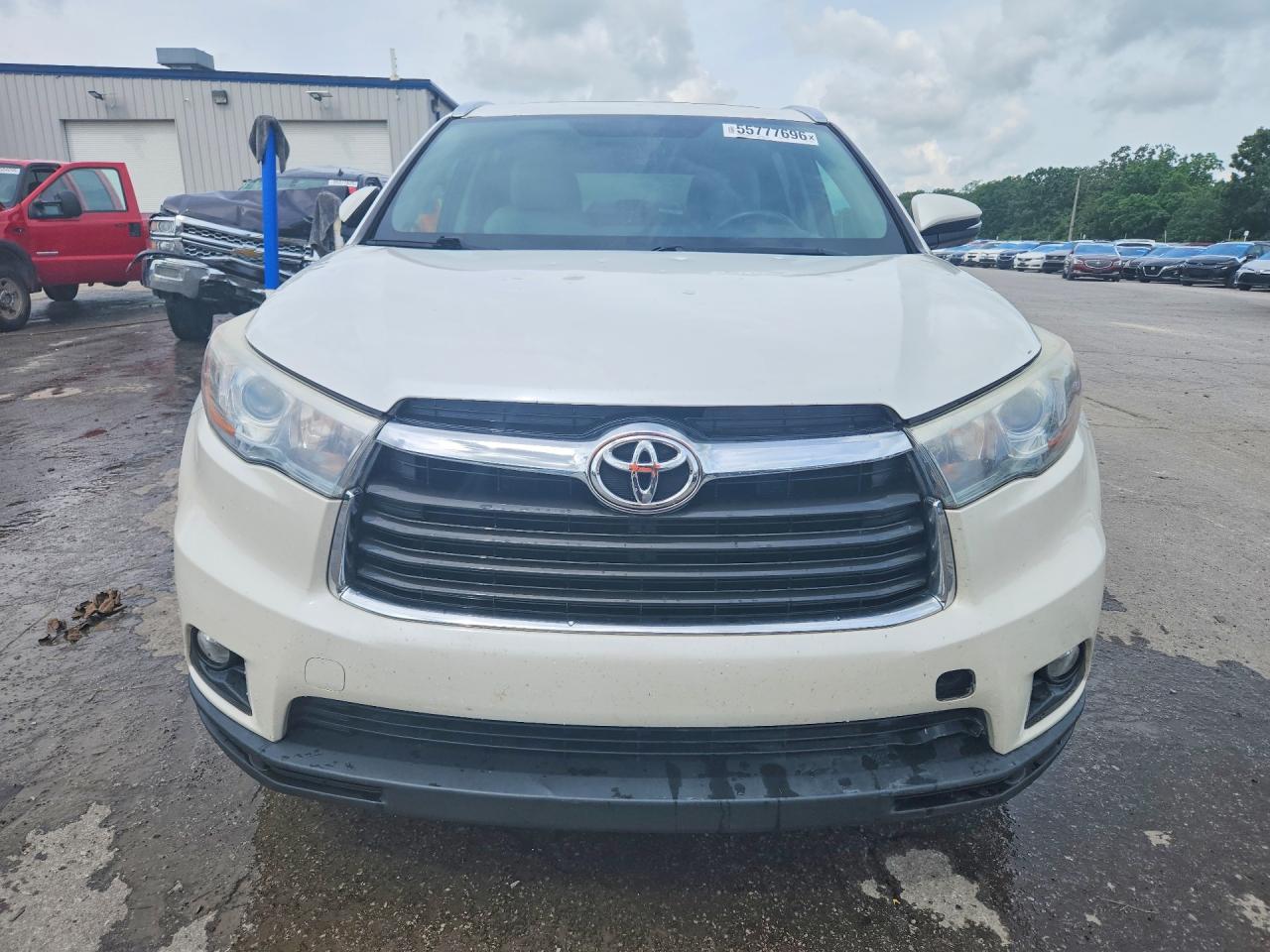 2016 TOYOTA HIGHLANDER XLE photo 9