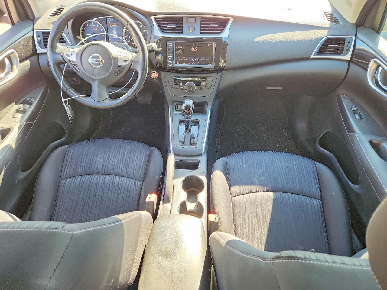 2019 NISSAN SENTRA SV photo 8