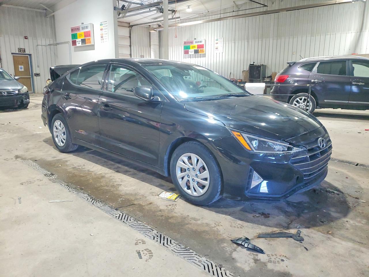 2020 HYUNDAI ELANTRA SE photo 4