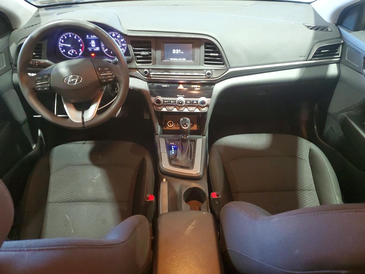 2020 HYUNDAI ELANTRA SE photo 8