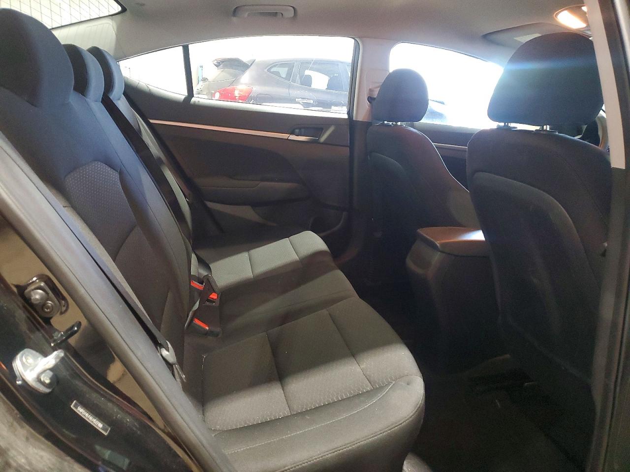 2020 HYUNDAI ELANTRA SE photo 10