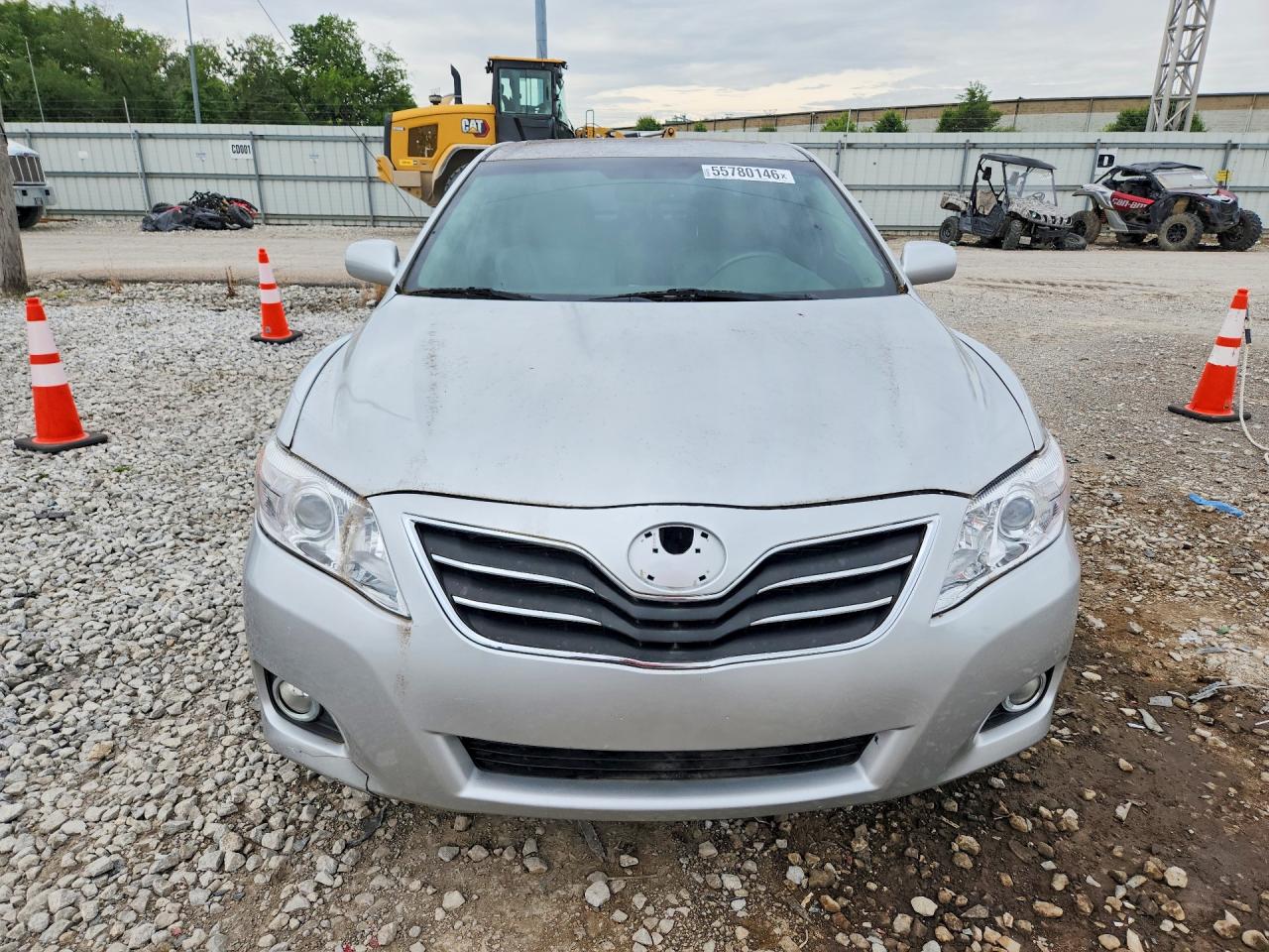 2010 TOYOTA CAMRY XLE V6 photo 13