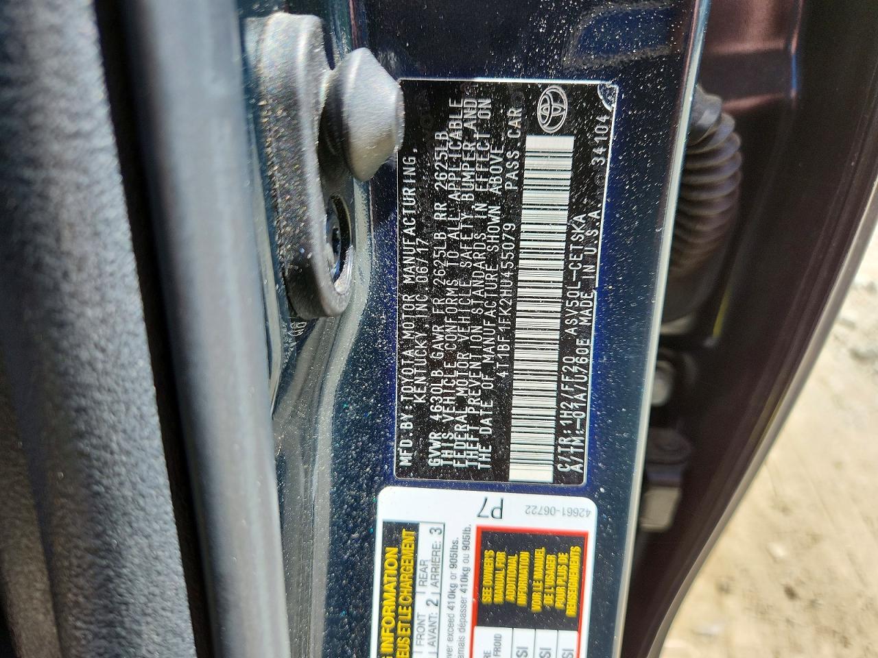 2017 TOYOTA CAMRY SE photo 12