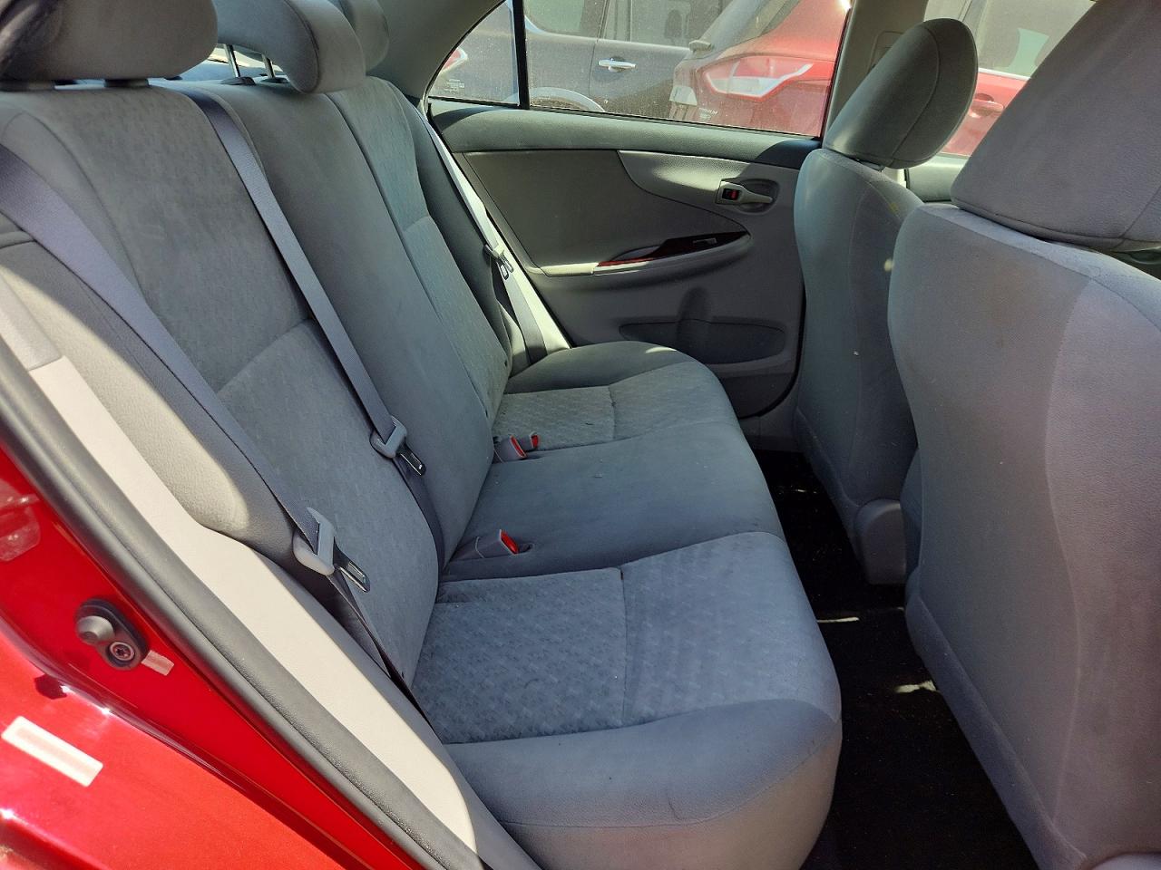 2009 TOYOTA COROLLA LE photo 10