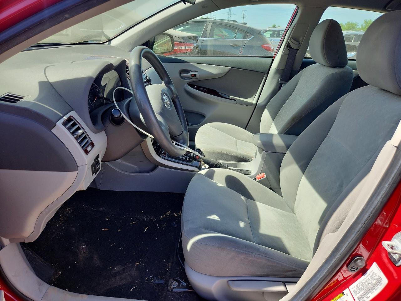 2009 TOYOTA COROLLA LE photo 7