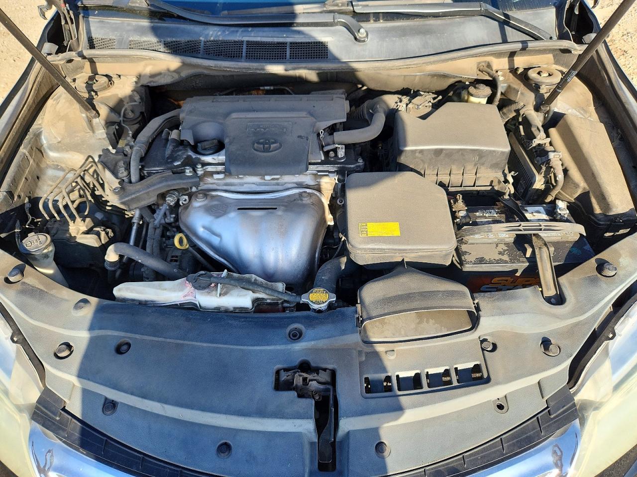 2015 TOYOTA CAMRY LE photo 31