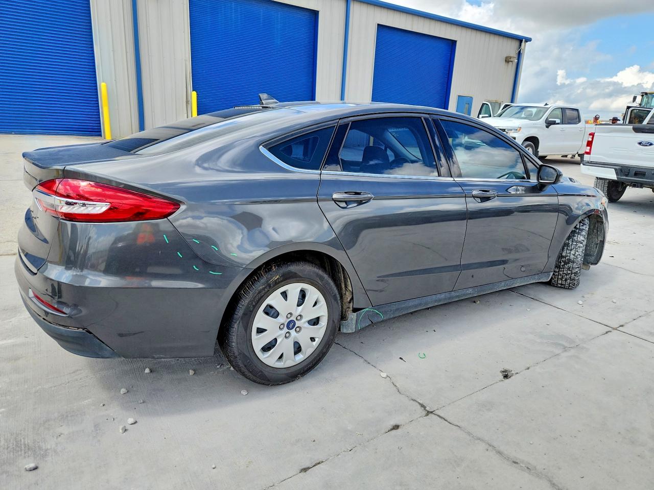 2020 FORD FUSION S photo 5