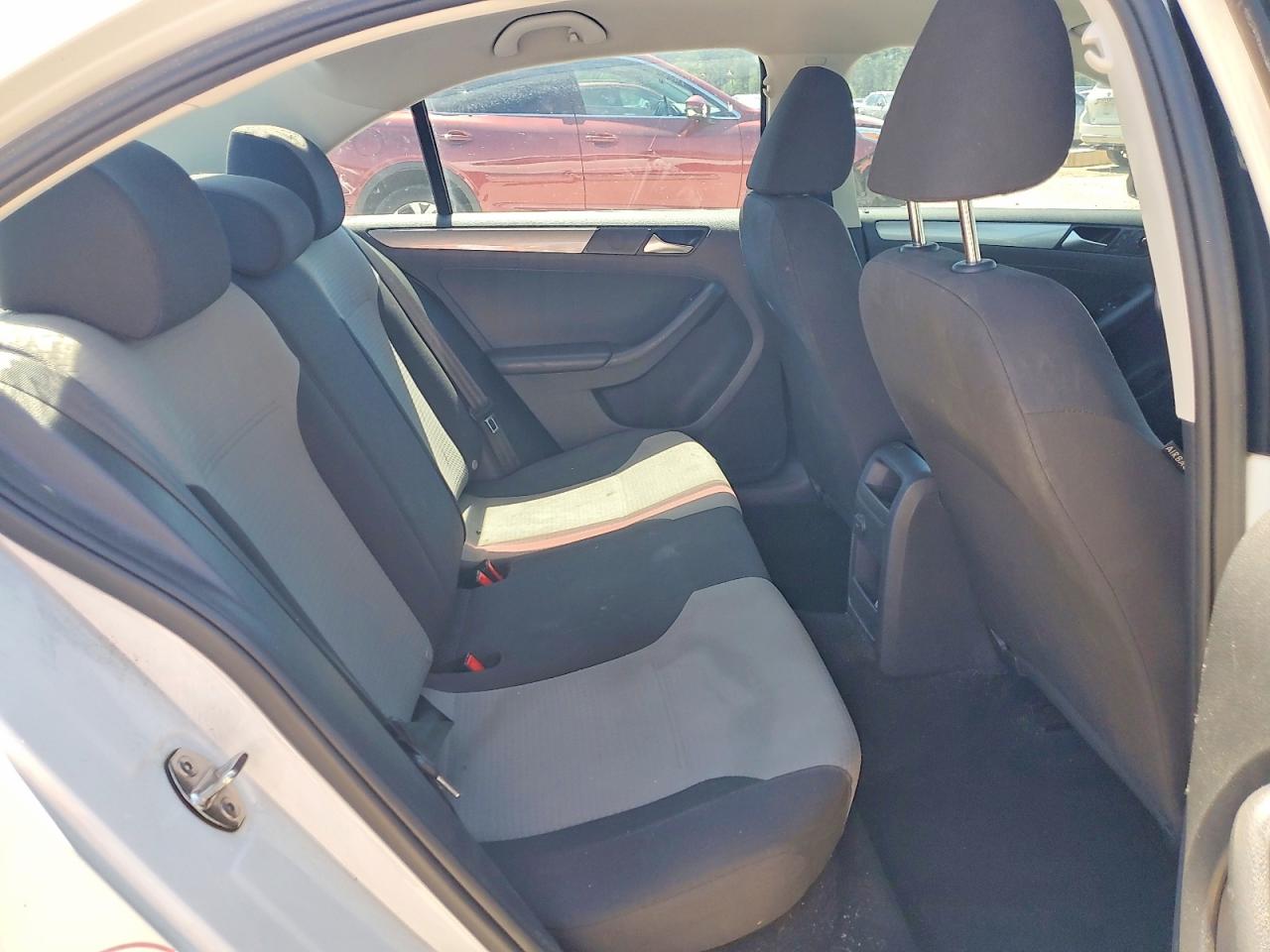 2018 VOLKSWAGEN JETTA S photo 19